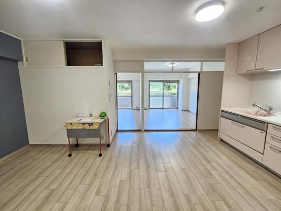 apartment 大阪府吹田市樫切山
地図を見る