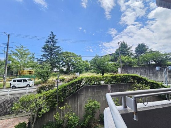 apartment 大阪府吹田市樫切山
地図を見る