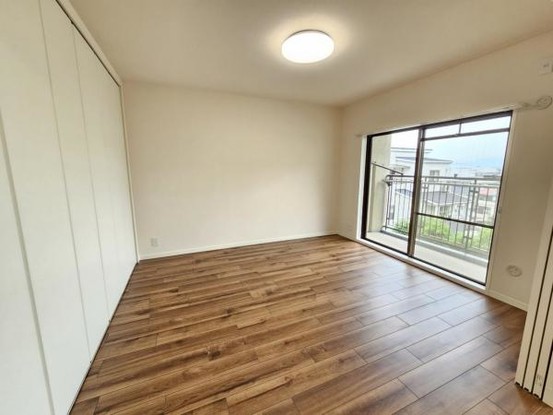 apartment 大阪府吹田市新芦屋下
地図を見る