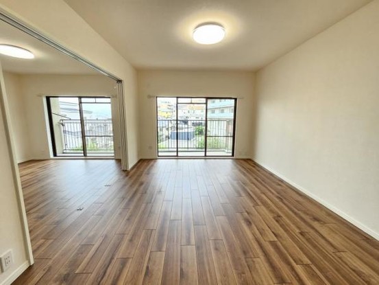 apartment 大阪府吹田市新芦屋下
地図を見る