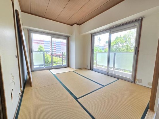 apartment 大阪府吹田市山田南
地図を見る