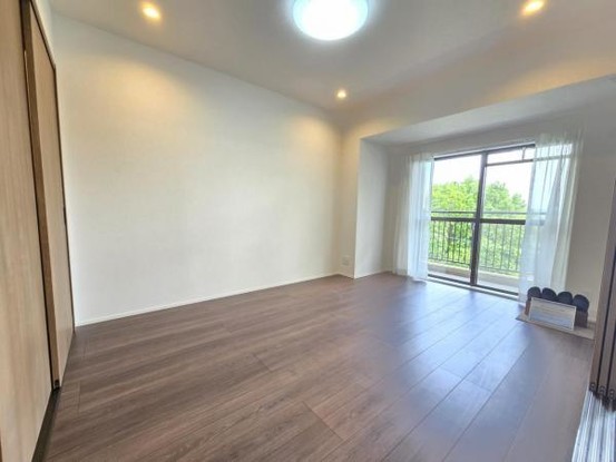 apartment 大阪府吹田市五月が丘東
地図を見る