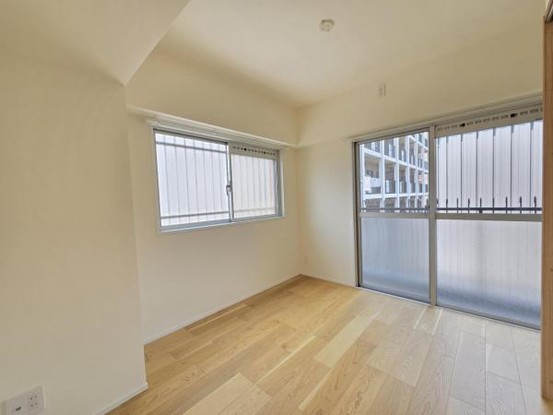 apartment 大阪府吹田市広芝町
地図を見る