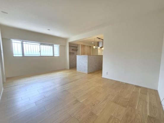 apartment 大阪府吹田市広芝町
地図を見る