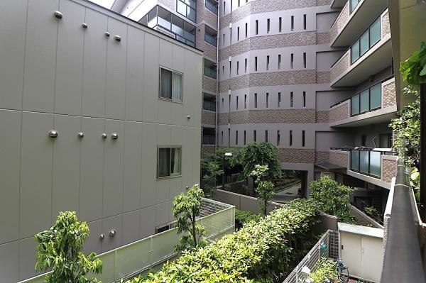 apartment 大阪府吹田市垂水町１丁目
地図を見る