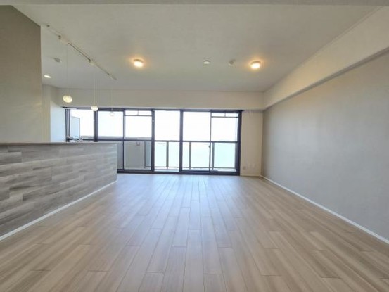 apartment 大阪府吹田市新芦屋下
地図を見る