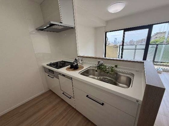 apartment 大阪府吹田市新芦屋上
地図を見る