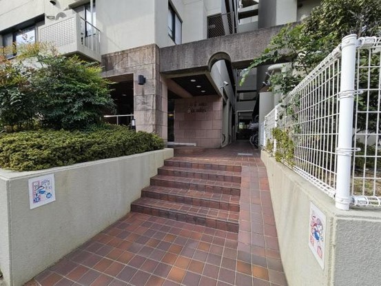 apartment 大阪府吹田市新芦屋上
地図を見る