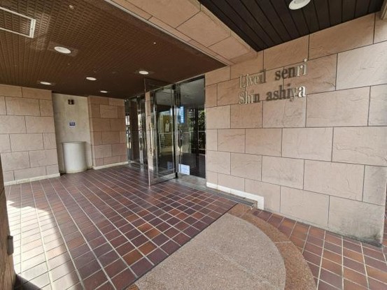 apartment 大阪府吹田市新芦屋上
地図を見る