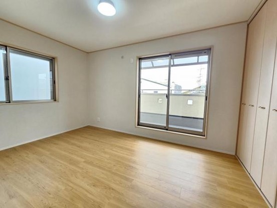 detached 大阪府門真市舟田町
地図を見る