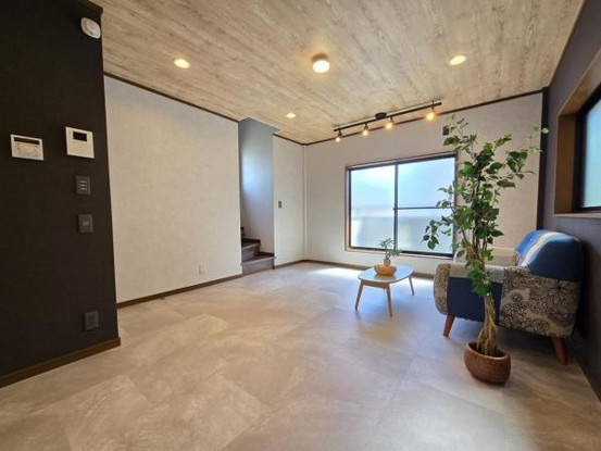 detached 大阪府門真市千石東町
地図を見る