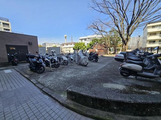 apartment 大阪府吹田市千里山西６丁目
地図を見る