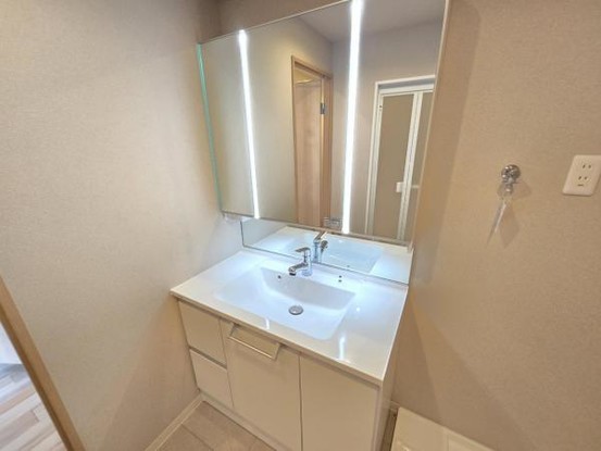 apartment 大阪府吹田市青葉丘北
地図を見る