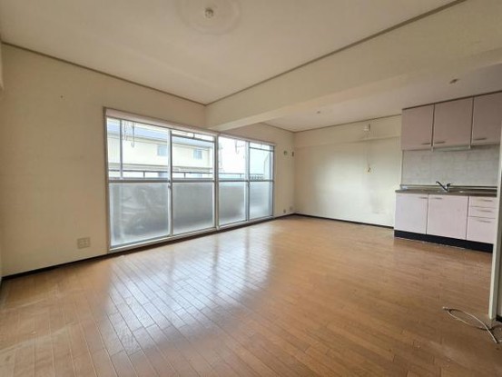 apartment 大阪府守口市外島町
地図を見る