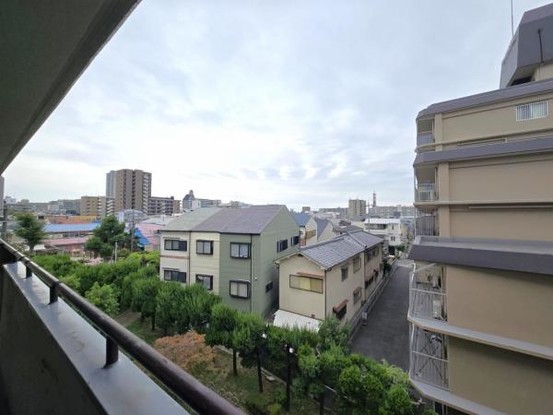apartment 大阪府守口市外島町
地図を見る