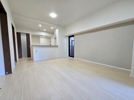 apartment 大阪府吹田市西御旅町
地図を見る