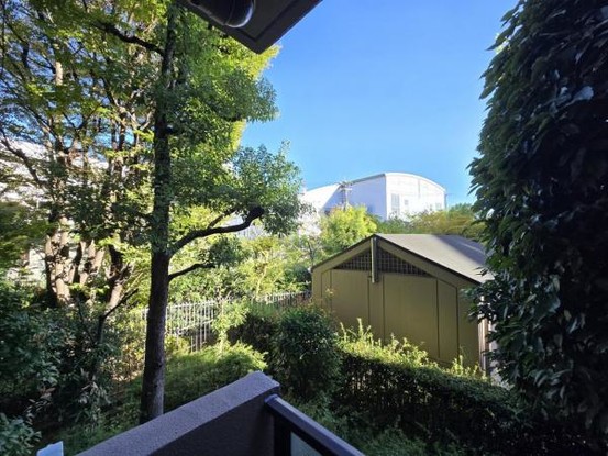 apartment 大阪府吹田市西御旅町
地図を見る