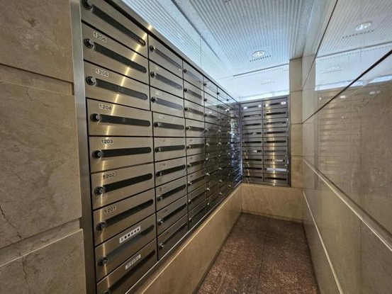 apartment 大阪府吹田市西御旅町
地図を見る