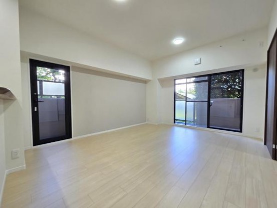 apartment 大阪府吹田市西御旅町
地図を見る