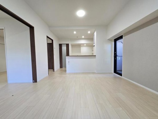 apartment 大阪府吹田市西御旅町
地図を見る