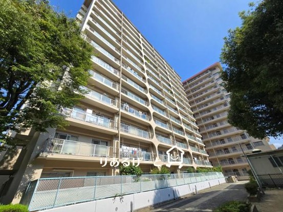 apartment 大阪府吹田市山田西４丁目
地図を見る
