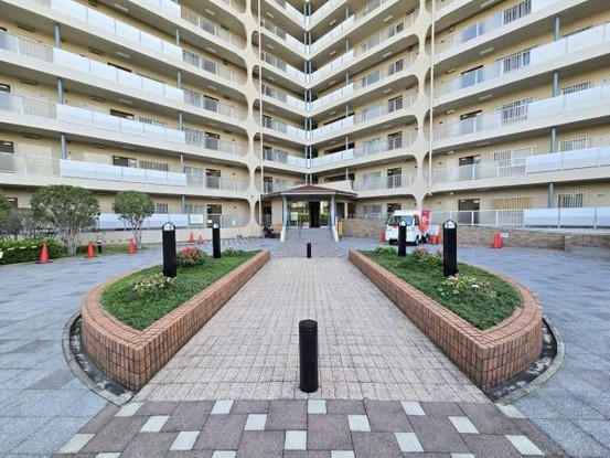 apartment 大阪府吹田市山田西４丁目
地図を見る
