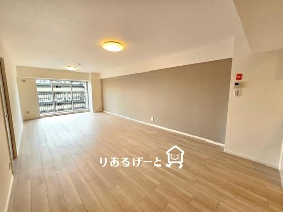apartment 大阪府吹田市新芦屋上
地図を見る