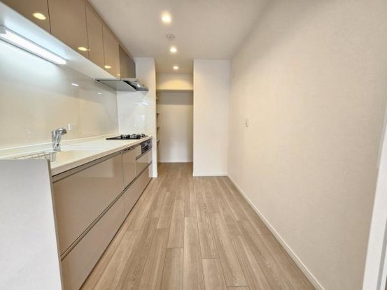 apartment 大阪府吹田市新芦屋上
地図を見る