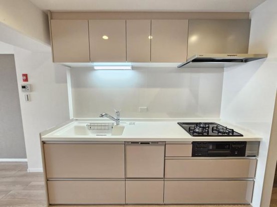 apartment 大阪府吹田市新芦屋上
地図を見る