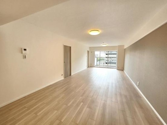 apartment 大阪府吹田市新芦屋上
地図を見る