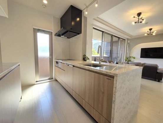 apartment 大阪府吹田市津雲台７丁目
地図を見る