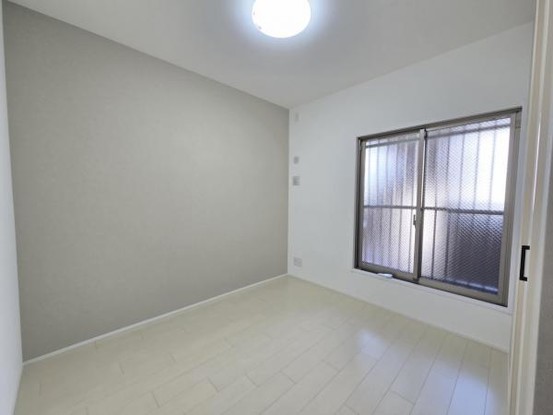 apartment 大阪府吹田市津雲台７丁目
地図を見る