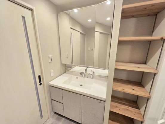 apartment 大阪府吹田市津雲台７丁目
地図を見る