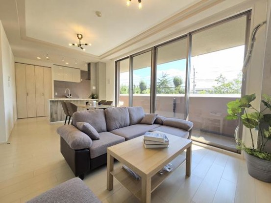 apartment 大阪府吹田市津雲台７丁目
地図を見る