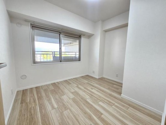 apartment 大阪府吹田市山田西２丁目
地図を見る