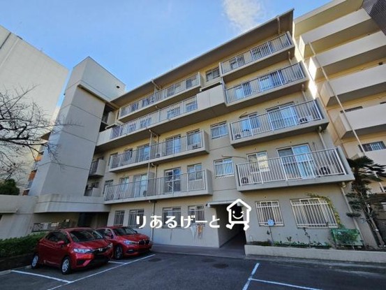 apartment 大阪府吹田市江の木町
地図を見る