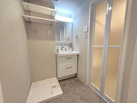 apartment 大阪府吹田市江の木町
地図を見る