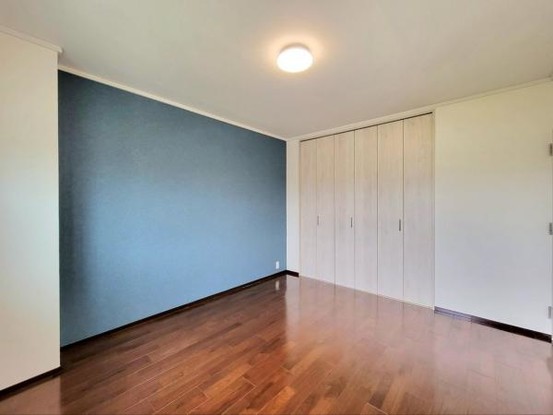 apartment 大阪府吹田市山田西２丁目
地図を見る