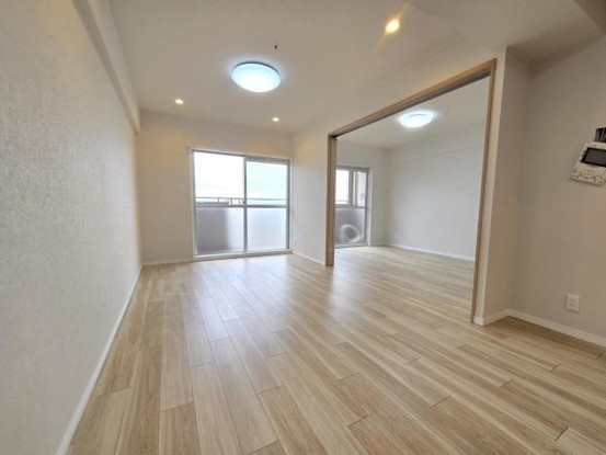 apartment 大阪府東大阪市西岩田３丁目
地図を見る