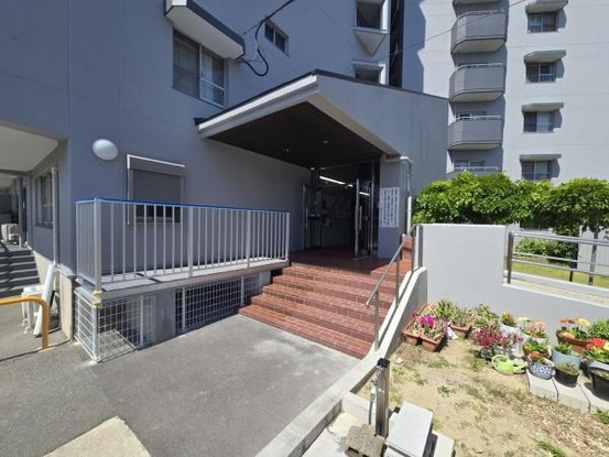 apartment 大阪府東大阪市瓜生堂１丁目
地図を見る