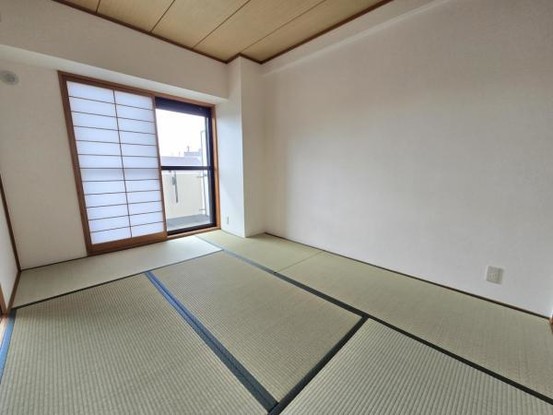 apartment 大阪府吹田市原町４丁目
地図を見る