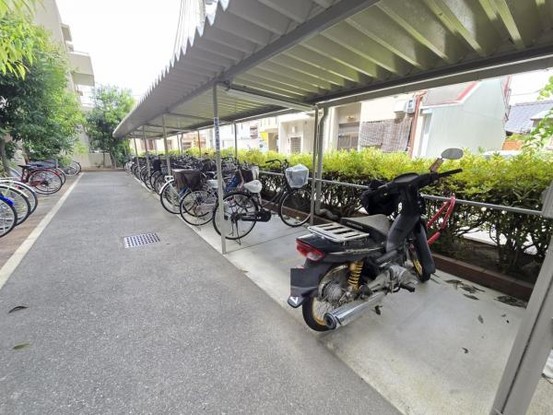 apartment 大阪府守口市寺内町１丁目
地図を見る