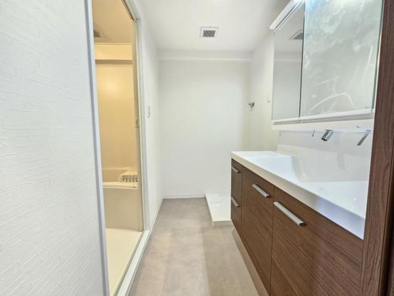 apartment 大阪府守口市寺内町１丁目
地図を見る