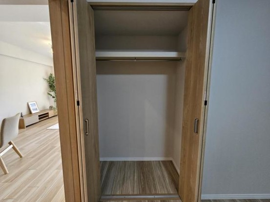 apartment 大阪府東大阪市西岩田３丁目
地図を見る