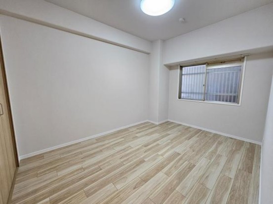 apartment 大阪府東大阪市西岩田３丁目
地図を見る