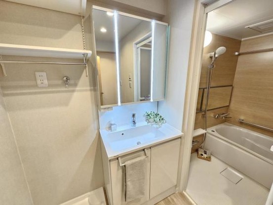 apartment 大阪府東大阪市西岩田３丁目
地図を見る