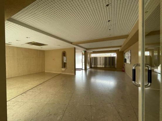 apartment 大阪府東大阪市西石切町５丁目
地図を見る