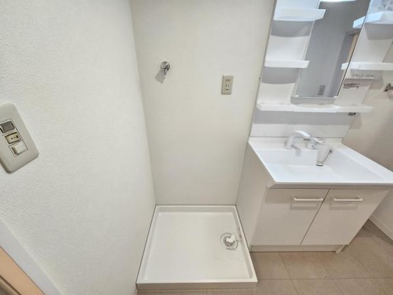 apartment 大阪府東大阪市西石切町５丁目
地図を見る