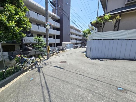 apartment 大阪府吹田市新芦屋下
地図を見る