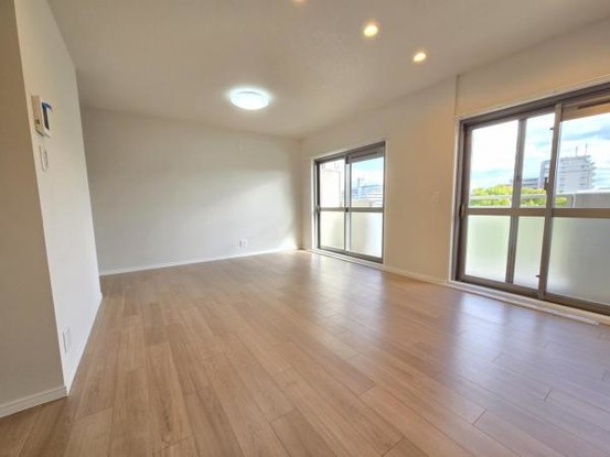 apartment 大阪府吹田市山田西２丁目
地図を見る